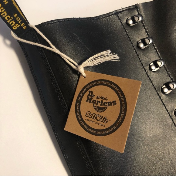 Dr Martens Audrick 22I XTRM Thigh High Leather Boots - Picture 8 of 11